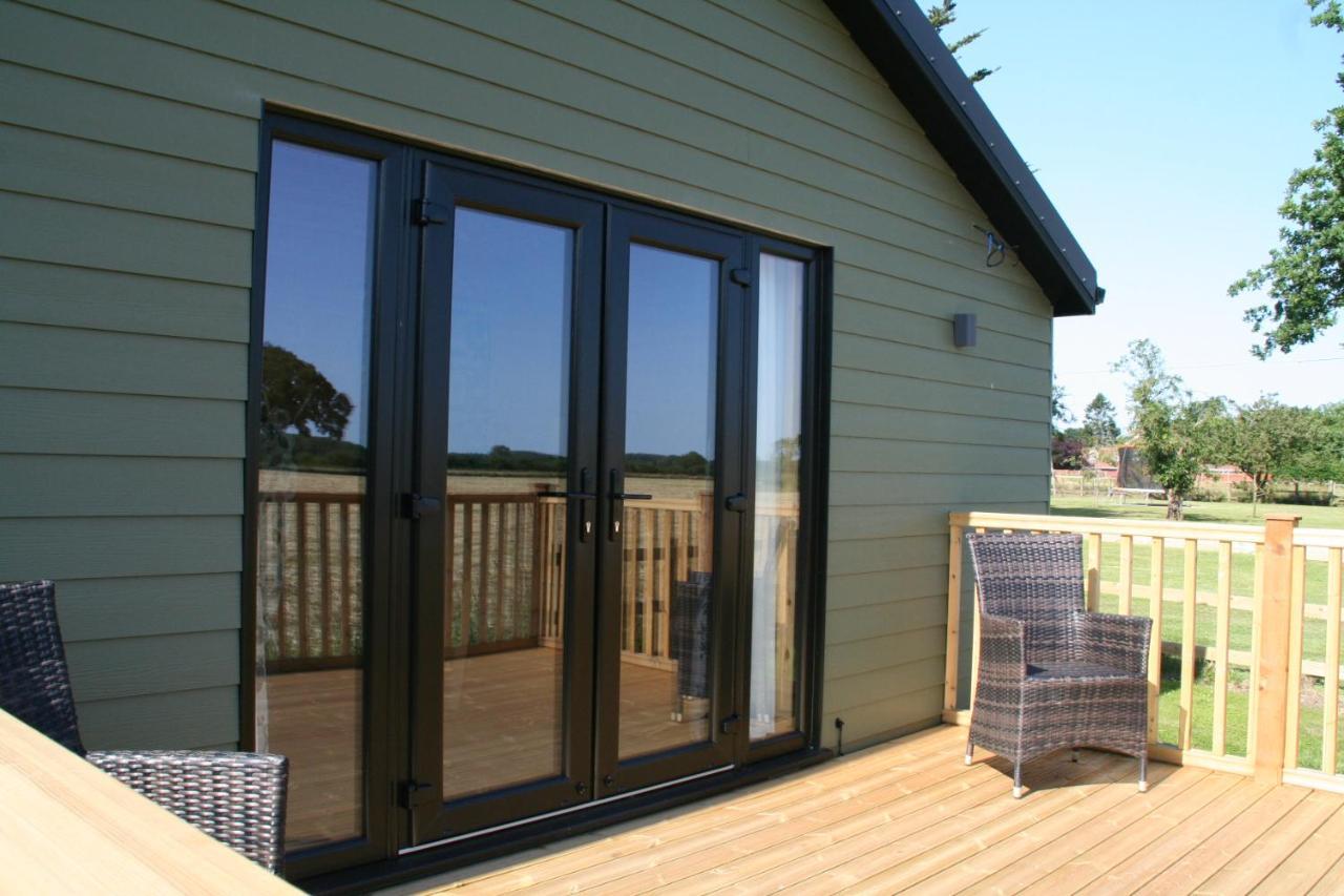Hideaways Lodge Mattishall