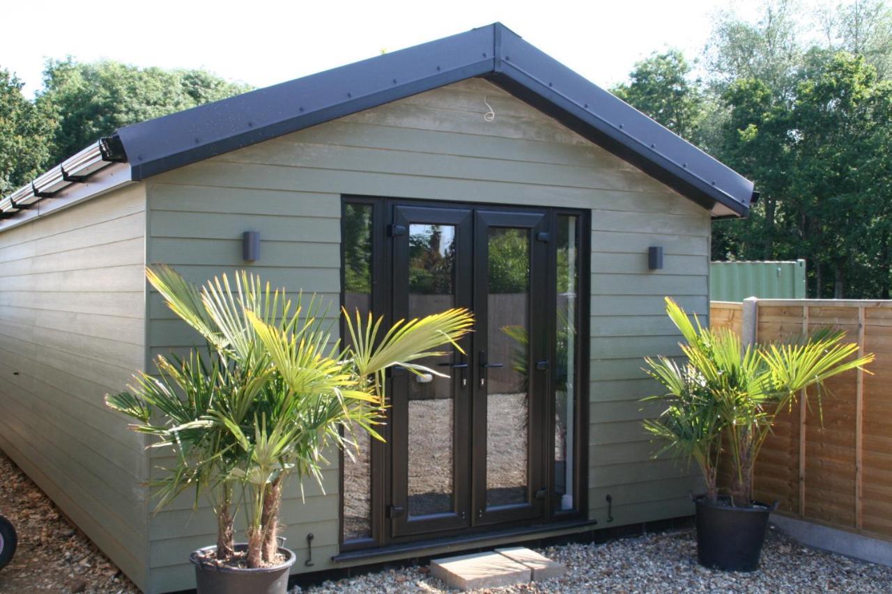 Hideaways Lodge *